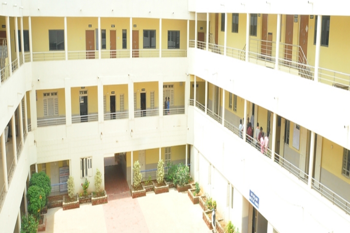 https://cache.careers360.mobi/media/colleges/social-media/media-gallery/20654/2021/3/17/Campus Building View of Vijayanagara College Hospet_Campus-View.jpg